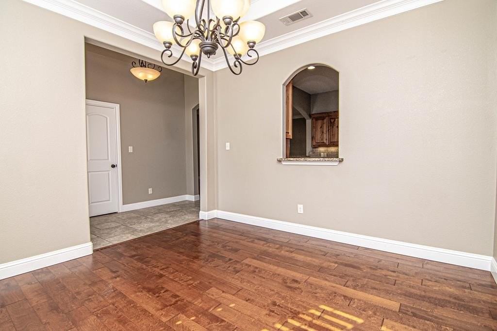 4304 Saltillo Ct - Photo 5 of 41