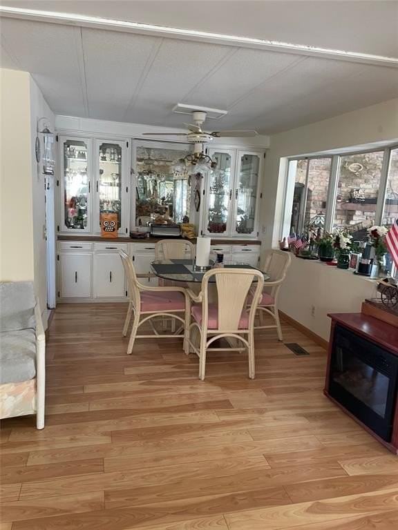 5724 Lagoon Dr - Photo 5 of 18