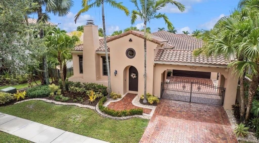 7247 Wisteria Ave - Photo 5 of 22