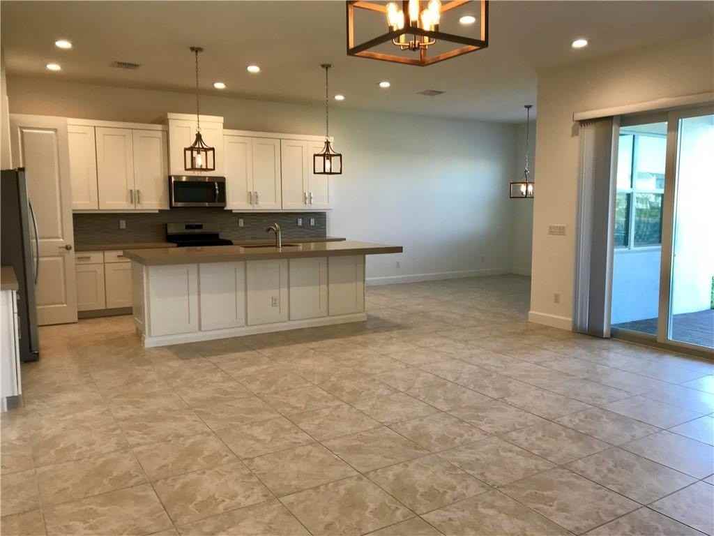 5208 Beland Dr - Photo 6 of 21