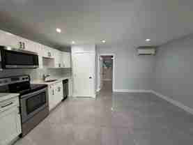 820 N Victoria Park Rd #3 - Photo 1 of 1