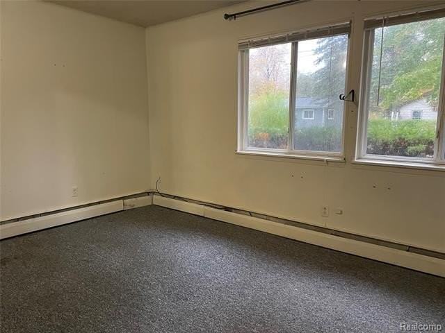 6482 Riverdale Rd - Photo 5 of 10