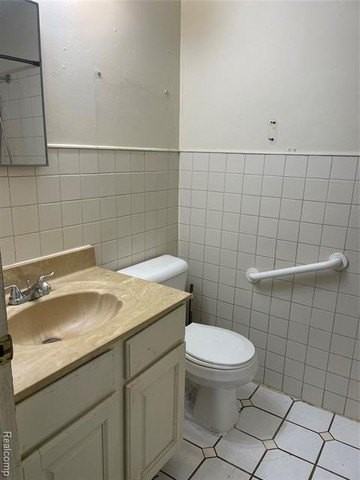 6482 Riverdale Rd - Photo 6 of 10