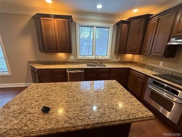 5989 Blackberry Ln - Photo 5 of 31