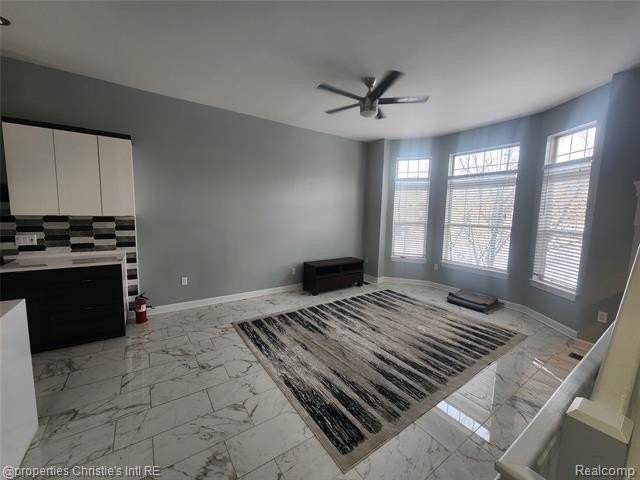 35 Adelaide St - Photo 3 of 13