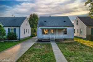 featured image of 6151 Helen St