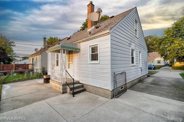 6151 Helen St - Photo 4 of 38