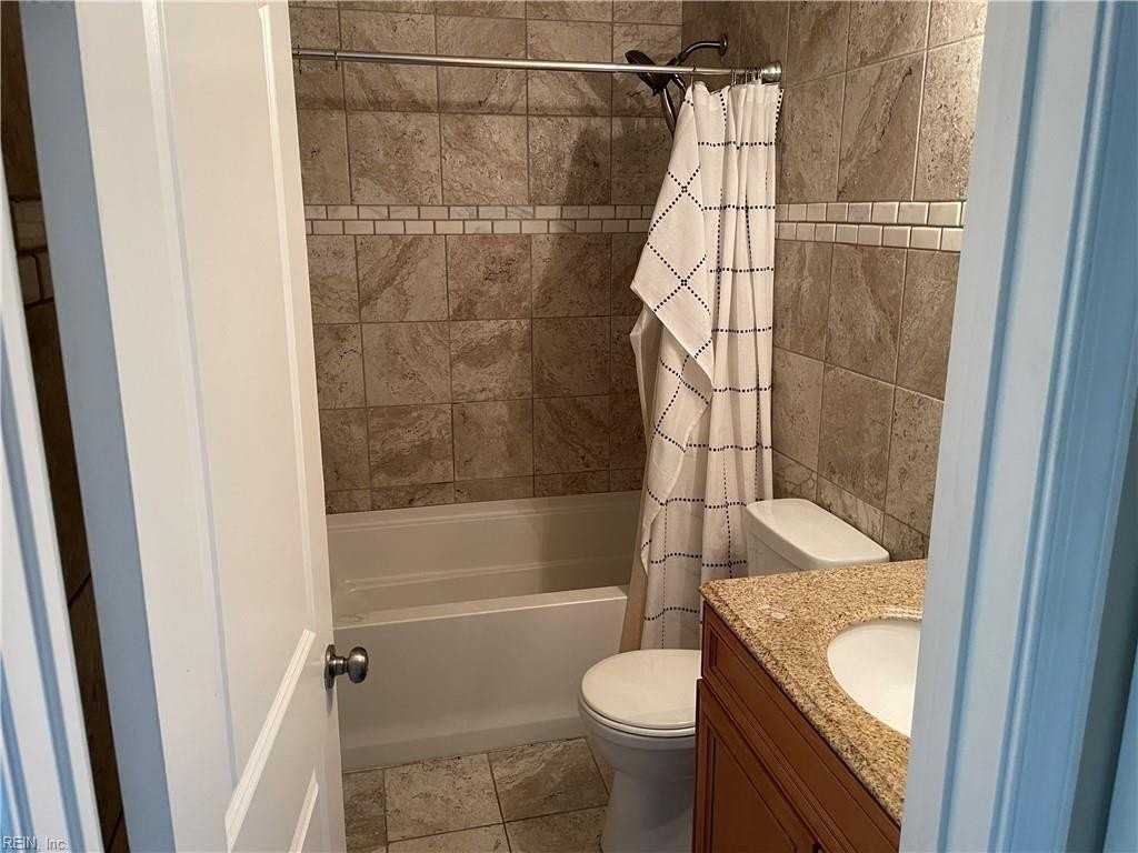 260 Portview Ave #C - Photo 6 of 11