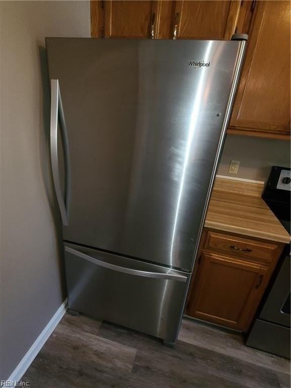 1061 Gauguin Dr - Photo 4 of 48