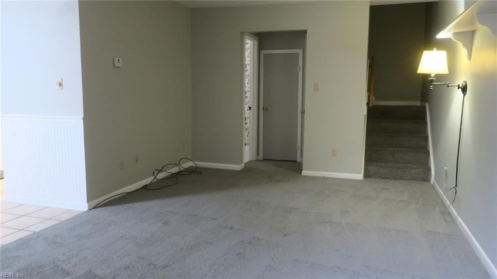 1671 Monterry Pl - Photo 6 of 36