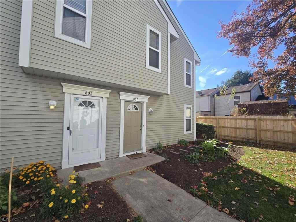 807 Zircon Ct - Photo 2 of 11