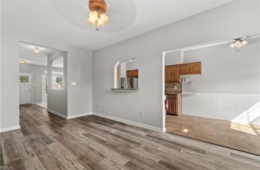 4401 Rivermill Ct - Photo 3 of 9