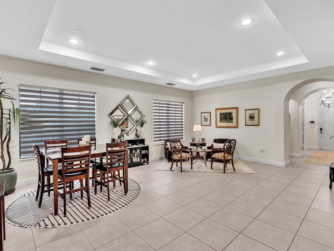 3752 Nw 85th Ter - Photo 6 of 8