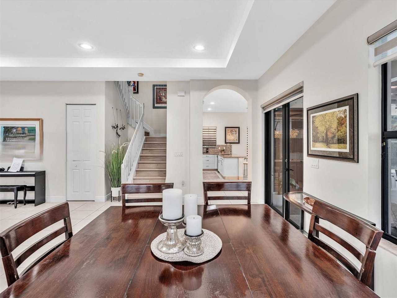 3752 Nw 85th Ter - Photo 7 of 8