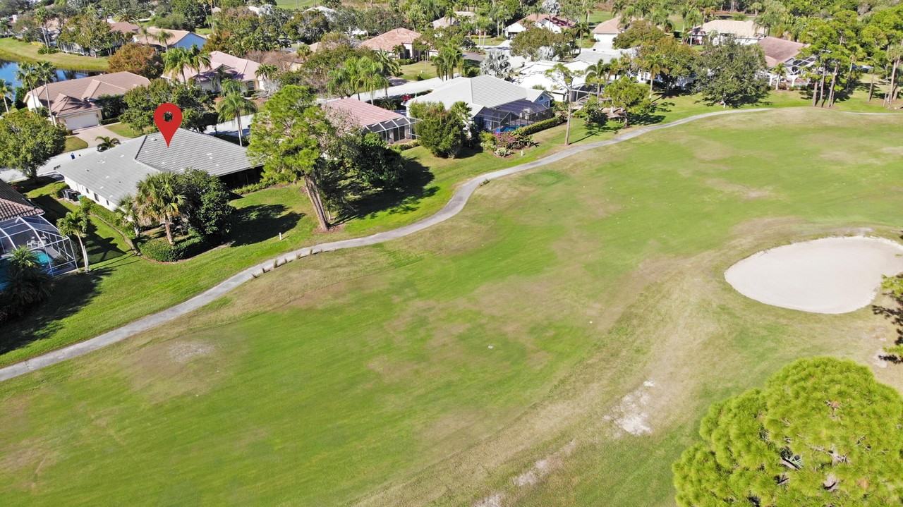 1509 Sw Mockingbird Cir - Photo 3 of 50