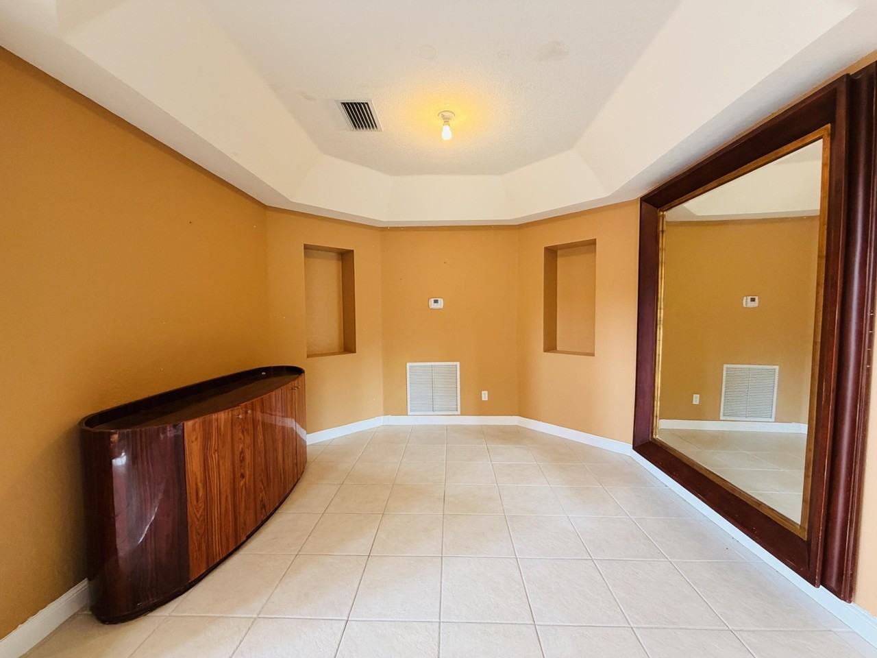 6573 Traveler Rd - Photo 5 of 25