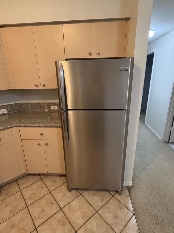 270 Crestwood Cir #205 - Photo 3 of 5