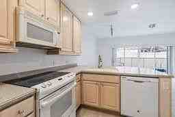 3 Oakland Ct - Photo 6 of 16