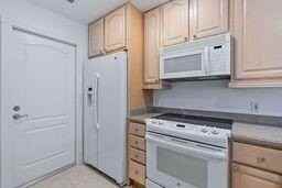 3 Oakland Ct - Photo 7 of 16