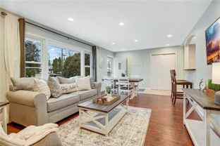 17520 11th Ave N - Photo 1 of 1