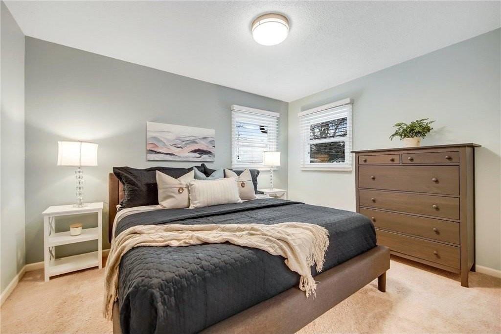 17520 11th Ave N - Photo 6 of 38