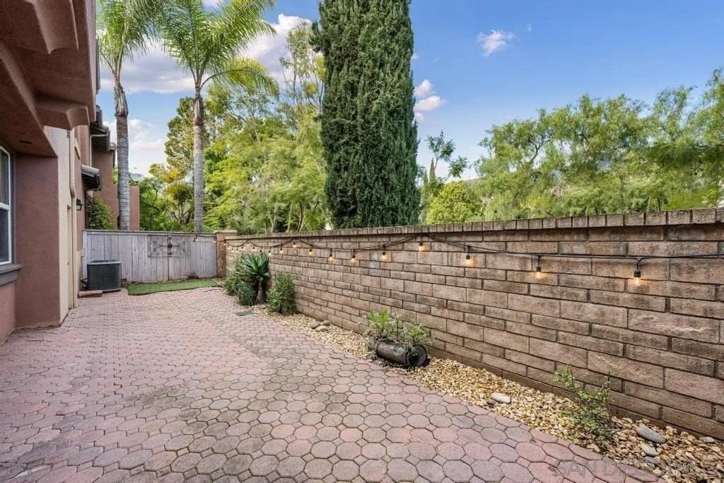 2683 Matera Ln - Photo 3 of 39