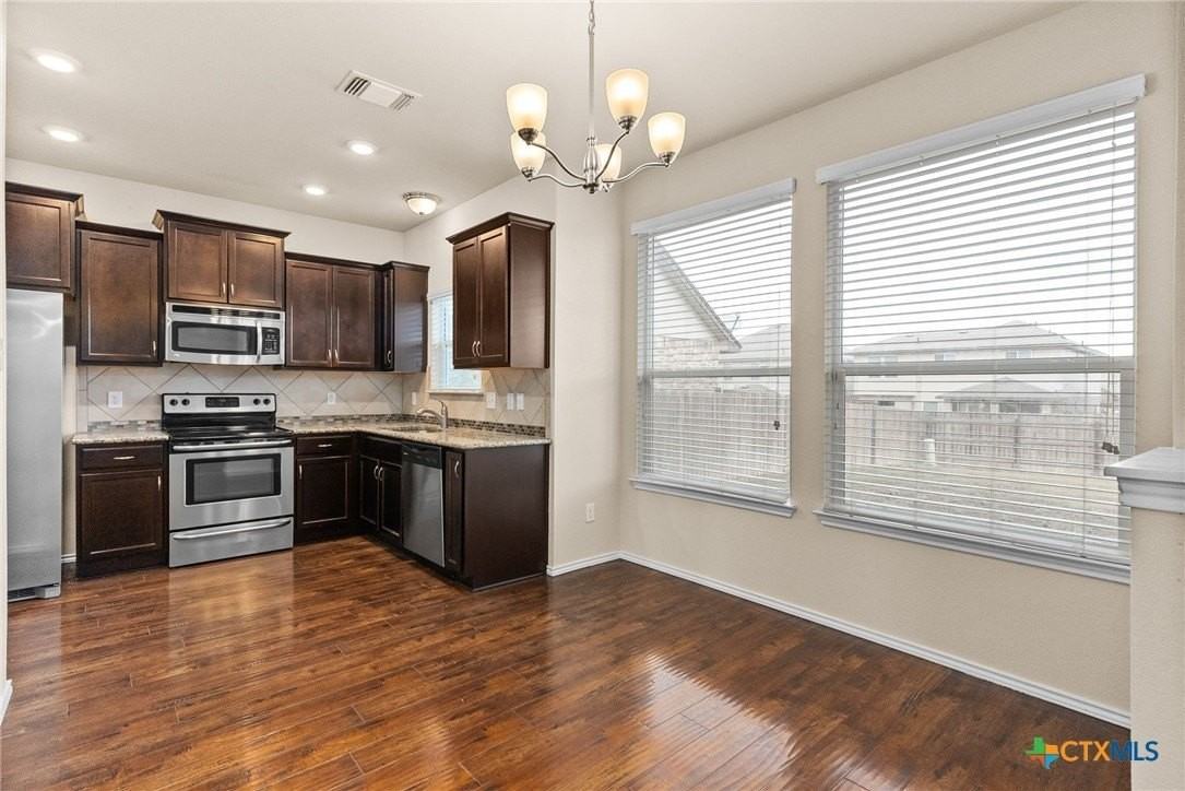 9606 Glynhill Ct - Photo 2 of 16