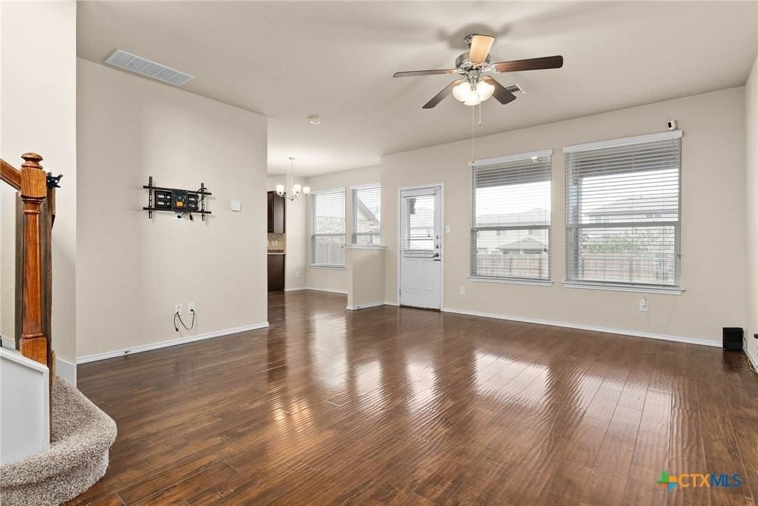 9606 Glynhill Ct - Photo 4 of 16