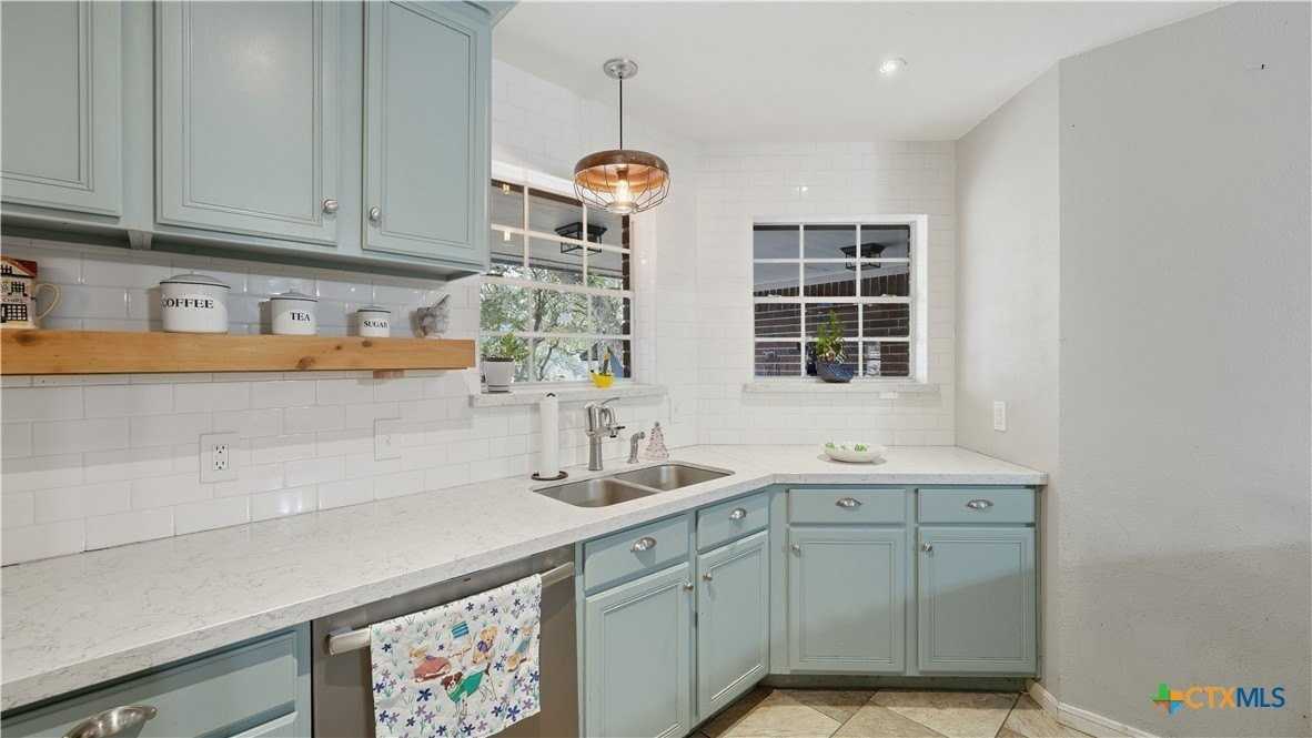 19 Pebblebrook Ln - Photo 6 of 28