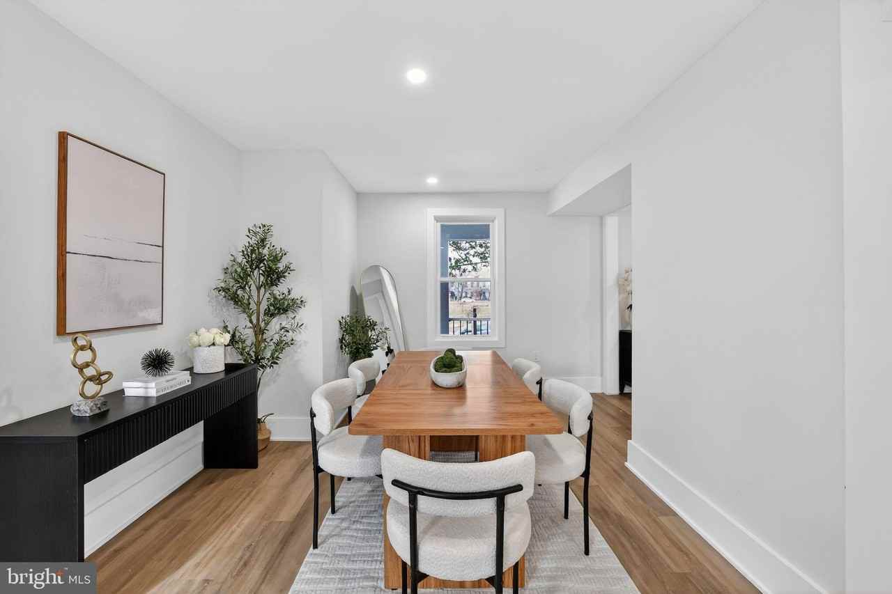 907 Lawrence St Ne - Photo 6 of 31