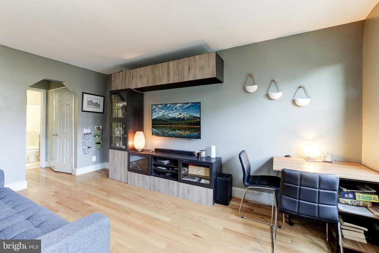 1363 K St Se Apt 201 #201 - Photo 7 of 29