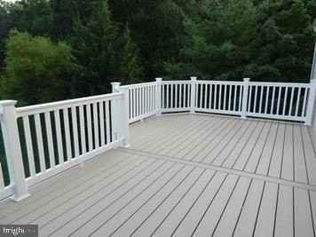 106 Linden Ridge Rd - Photo 2 of 17