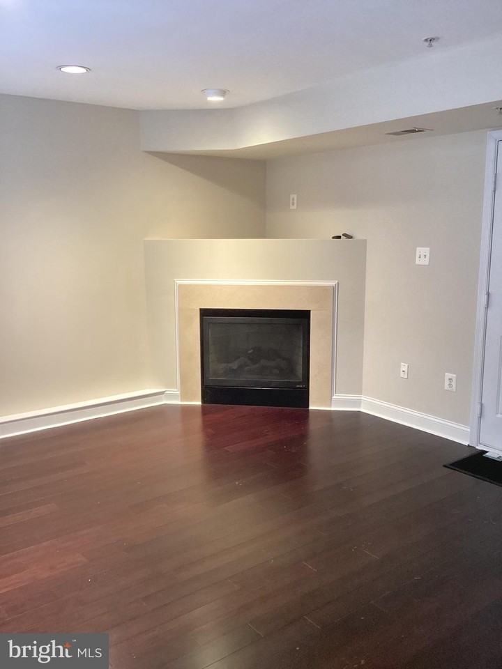 23433 Clarksridge Rd - Photo 2 of 26