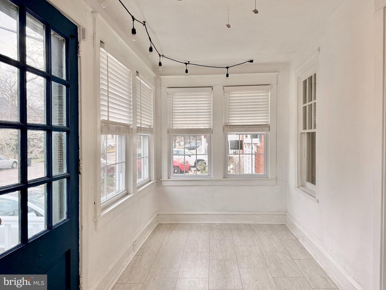 7041 Harvey Ave - Photo 5 of 29