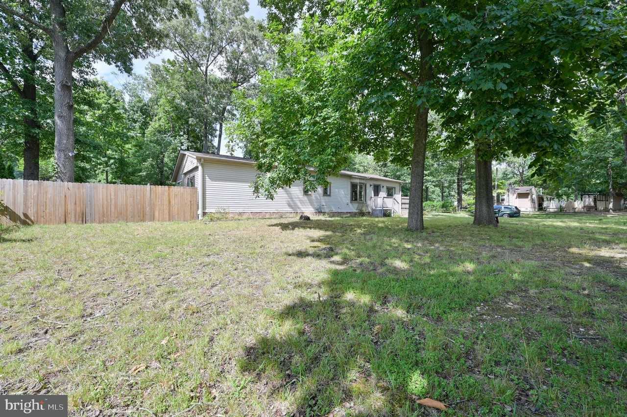 2722 Sunset Ave - Photo 2 of 33