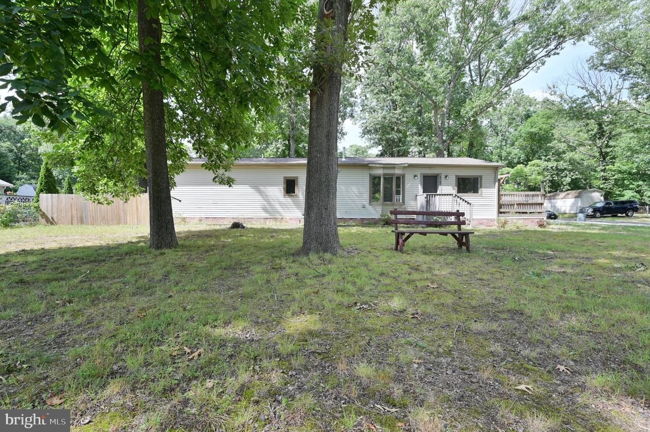 2722 Sunset Ave - Photo 4 of 33