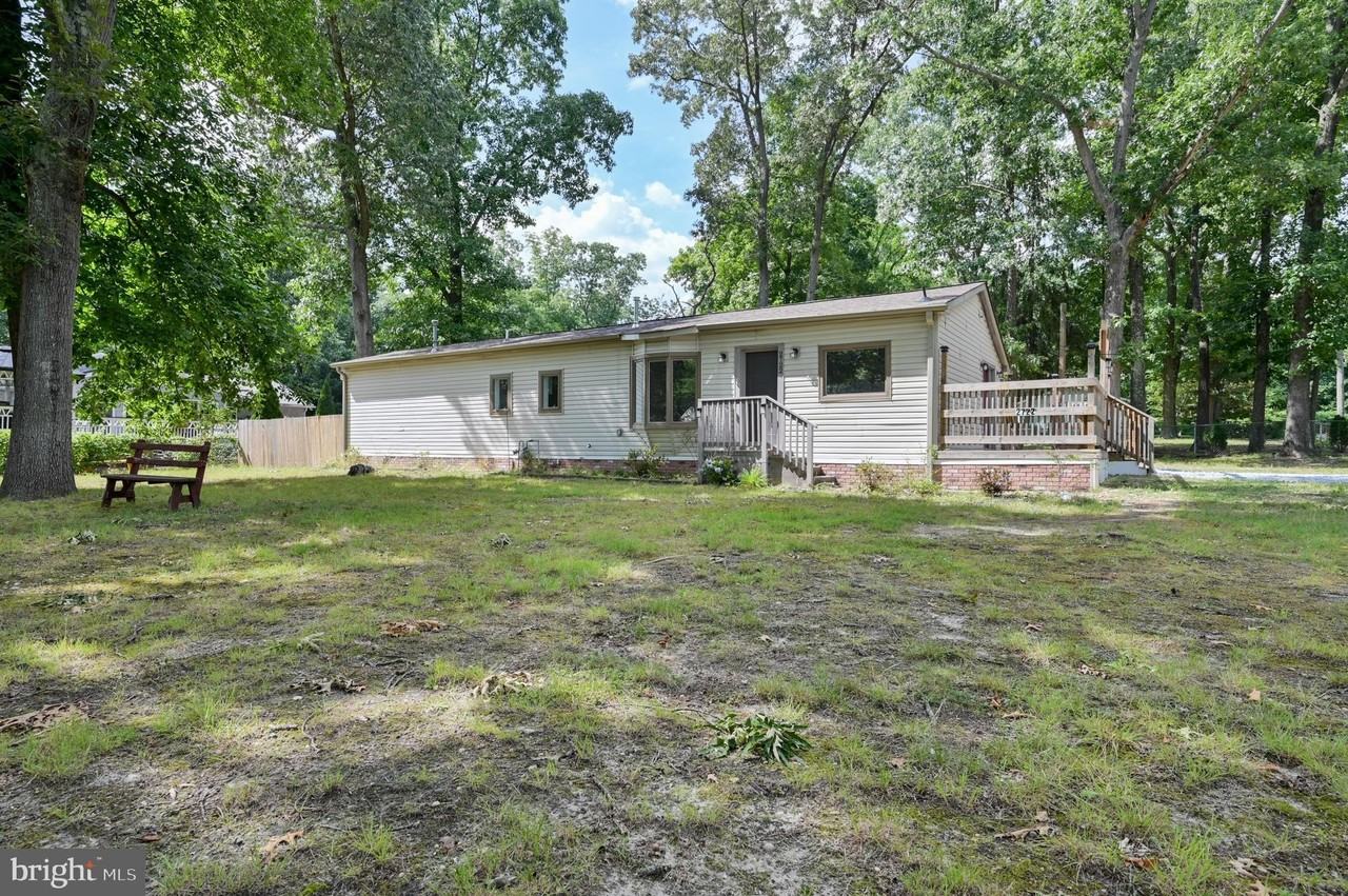 2722 Sunset Ave - Photo 6 of 33