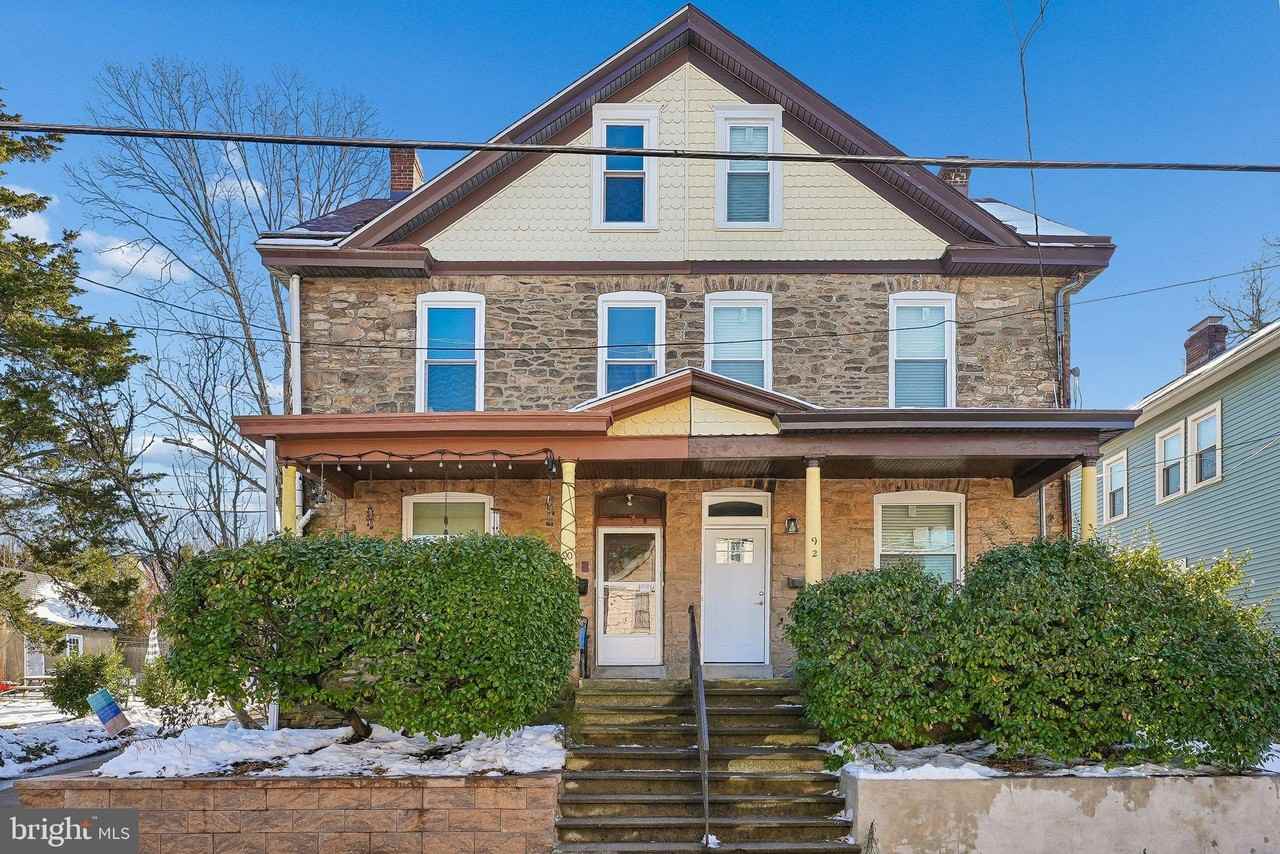 92 Leigh Ave - Photo 2 of 39