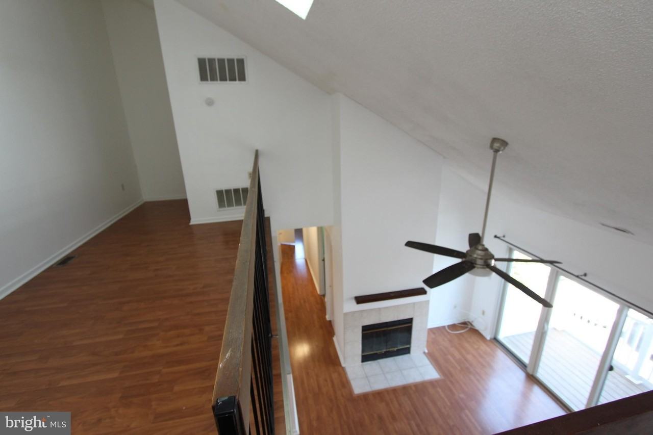 7714 Tamarron Dr - Photo 5 of 27