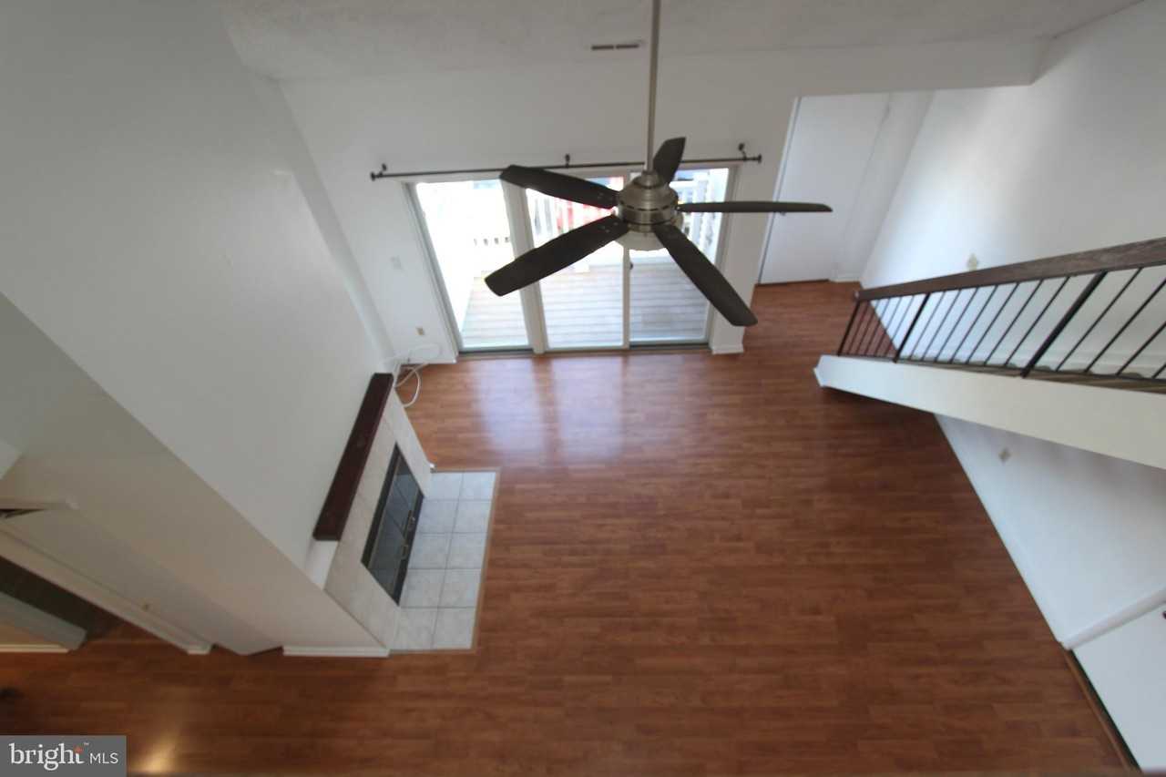 7714 Tamarron Dr - Photo 6 of 27