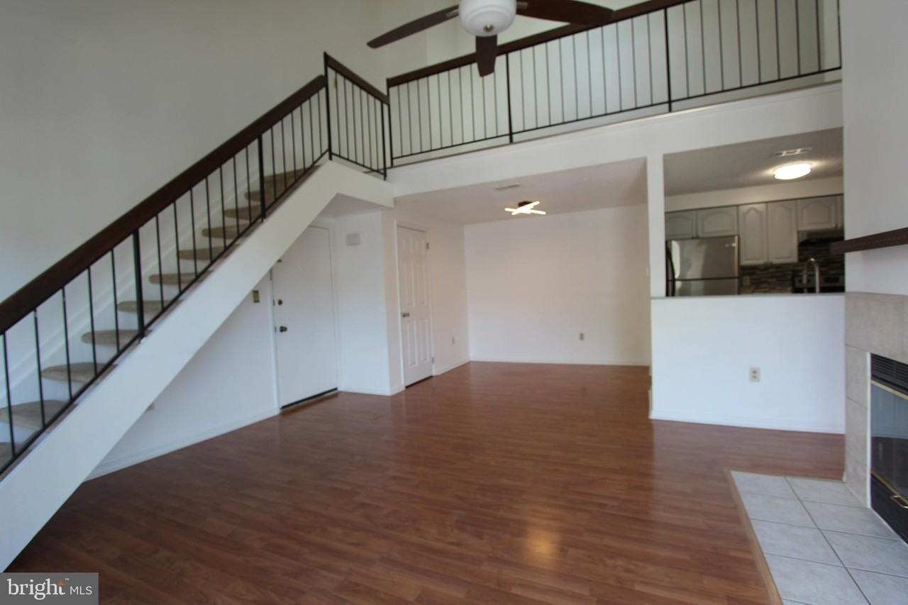 7714 Tamarron Dr - Photo 7 of 27