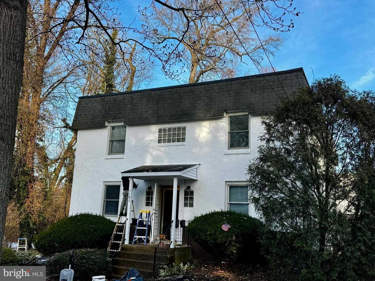 1103 Colonial Ave Apt 1 #1-2-3-4 - Photo 2 of 11