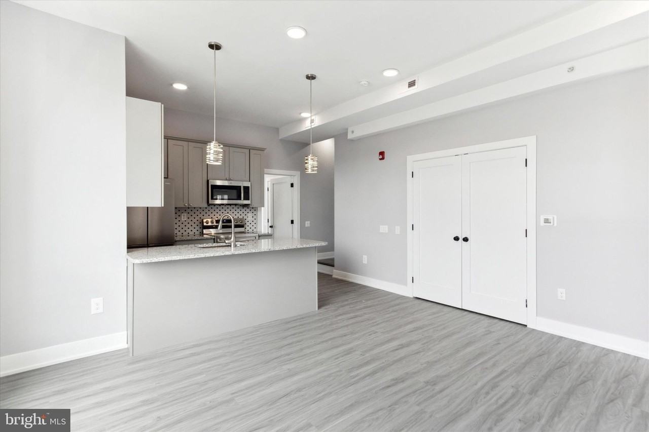 650 South St Unit 3 #3 - Photo 2 of 13