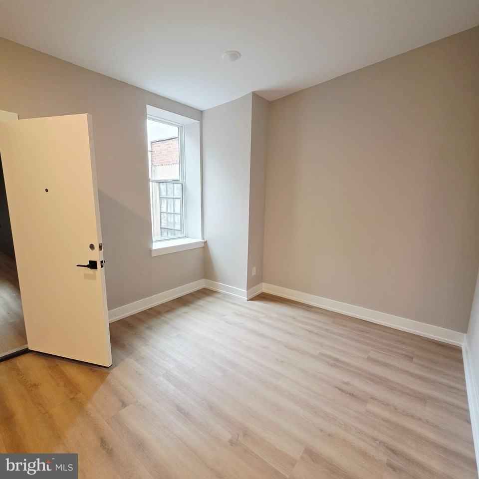 714 Chestnut St Unit 6 #6 - Photo 4 of 16