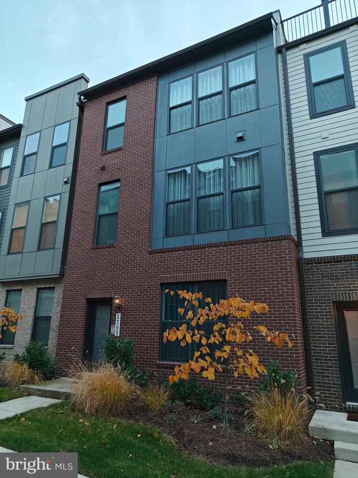 2393 Liberty Loop - Photo 2 of 44