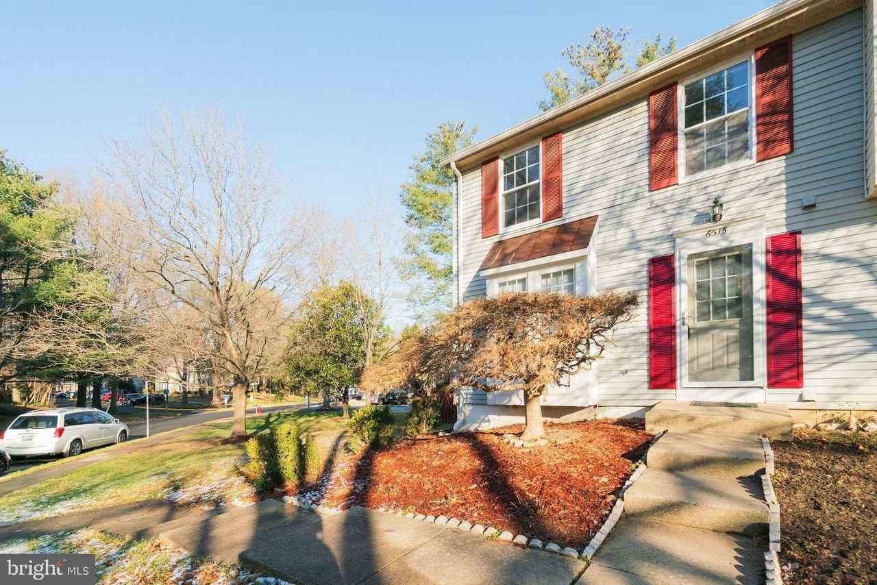 6515 Field Master Dr - Photo 2 of 47