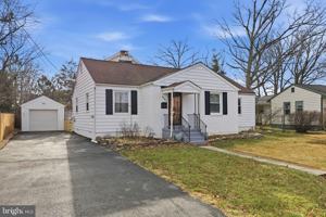 featured image of 5402 S 12th St