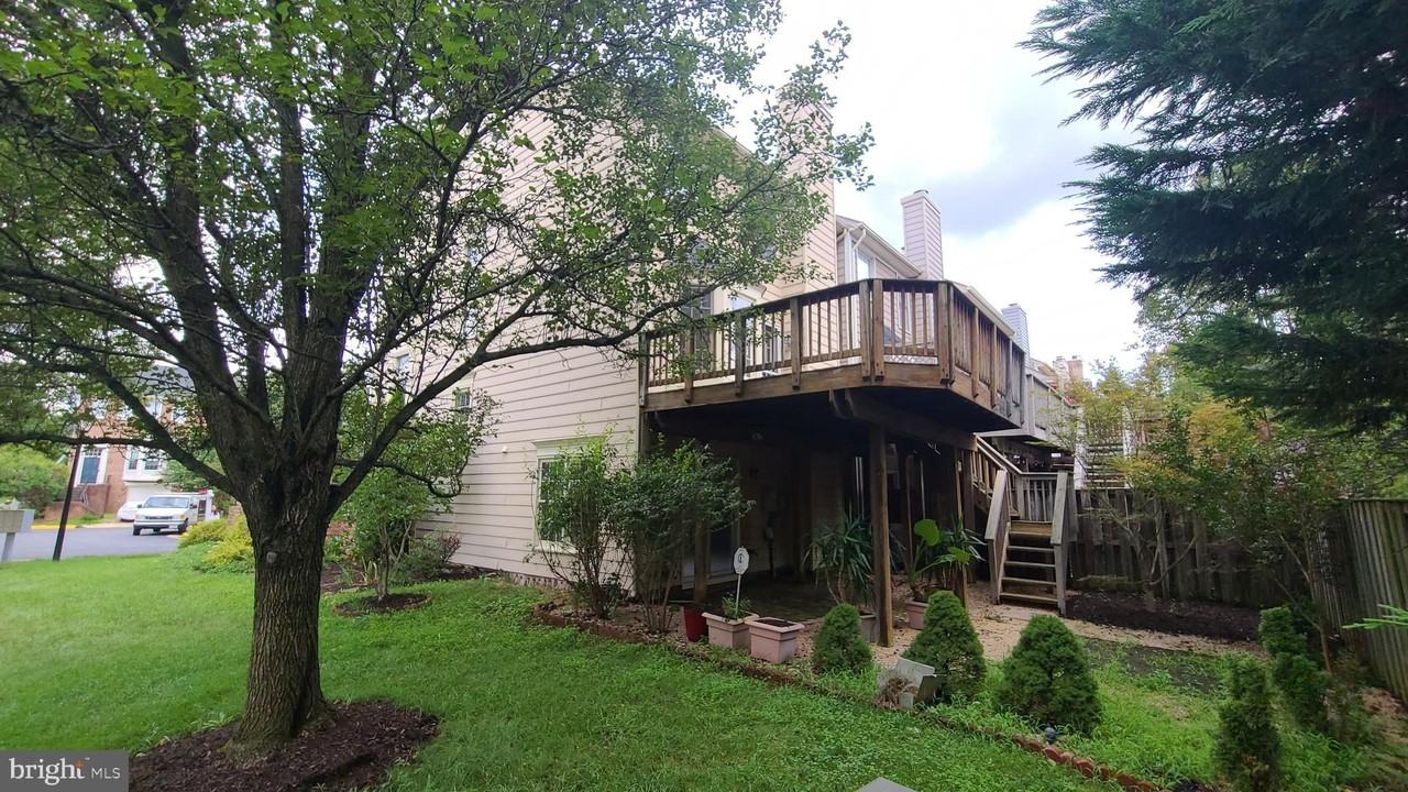 20346 Brentmeade Ter - Photo 3 of 27