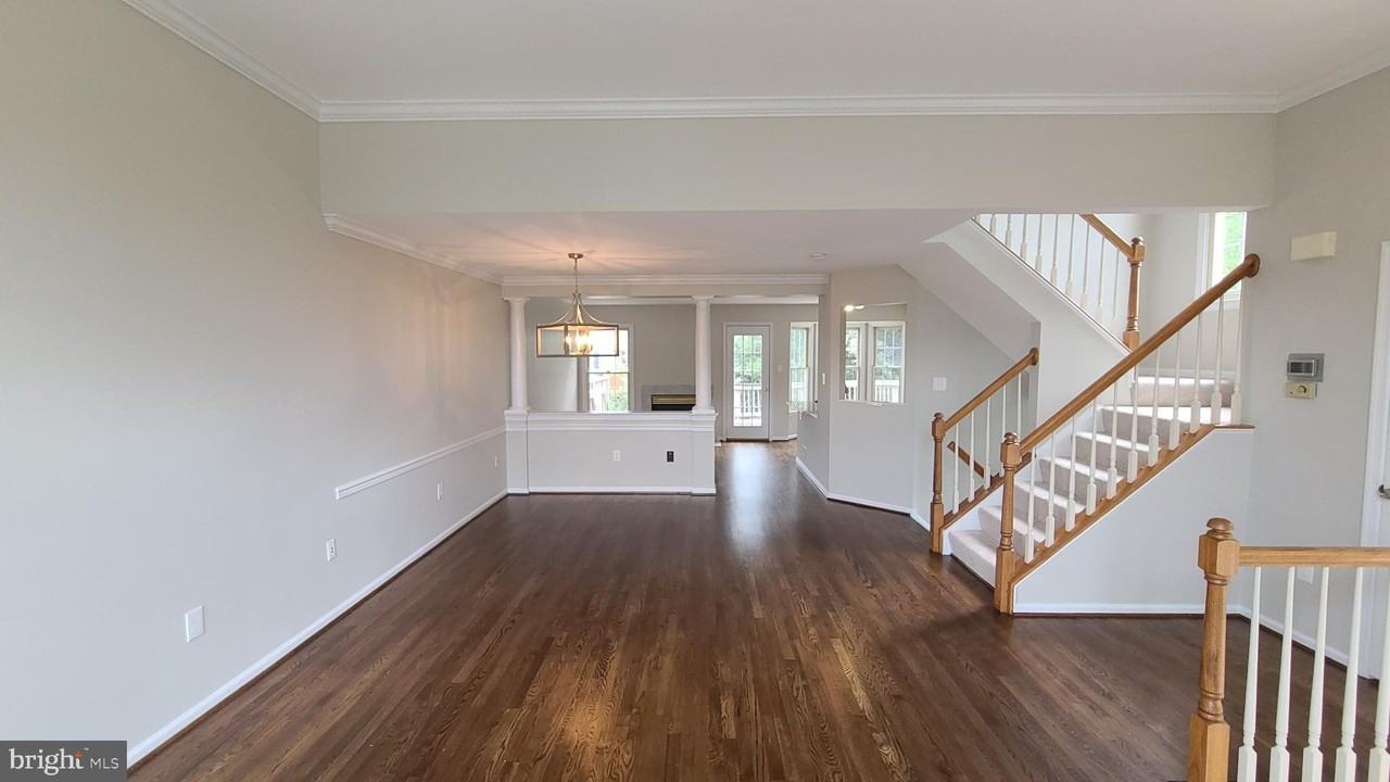 20346 Brentmeade Ter - Photo 6 of 27