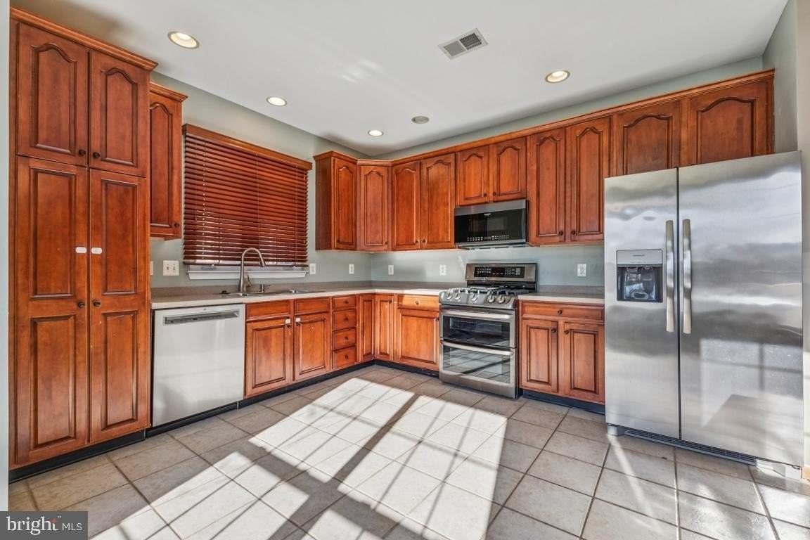 43605 Dunhill Cup Sq - Photo 6 of 15